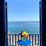 Cavos By The Sea *